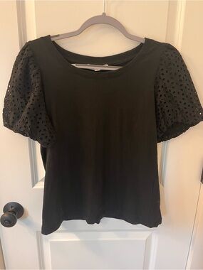 Jane and Delancey Black Puff Eyelet Sleeve Tee
